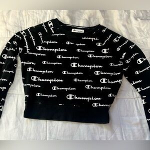 🖤🤍CHAMPION CREWNECK🤍🖤